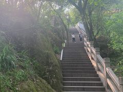 -灵岩山风景区