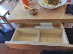 -碗里捞川渝特色面(沙河玖耀里店)