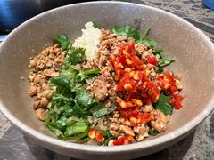 -肖肖酸萝卜鱼火锅(总店)