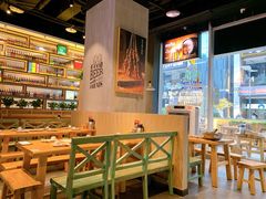 大堂-木屋烧烤(龙湖天街店)