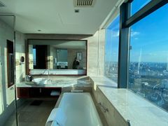 -上海龙之梦万丽酒店