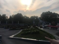 -浙江越秀外国语学院