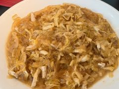 酸菜炒粉-红东阁东北菜烤肉酒馆(CROSS万象汇店)