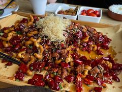 重庆辣子鸡-嫩芽·重庆菜馆(十八梯露台观景店)