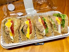 金枪鱼三明治-匠造烘焙(联洋店)