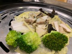 大海螺-日进一片海.生腌海鲜火锅.宵夜烧烤(三里屯总店)
