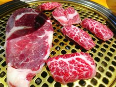 特级雪花牛肉-唯成•韩国炭火烤肉 유성고기