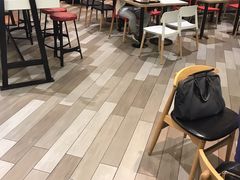 -肯德基(虹桥机场T2北指廊精选外卖点店)