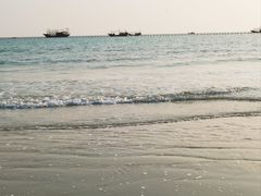 -侨港海滩