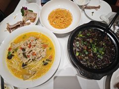 -梅利汴京烤鸭•开封豫菜地标店(东大街店)