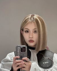 -Hello Lady发型设计