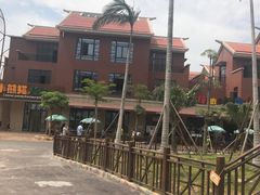 -灵玲国际马戏城