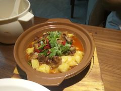 -有红鸡毛店·川菜(建设路店)