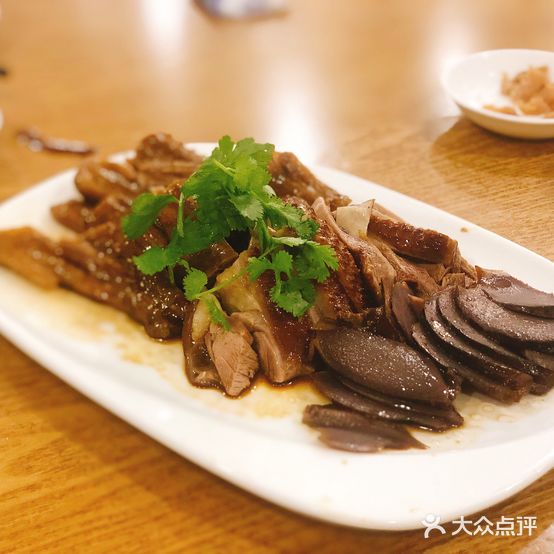 新权记靓汤店(电信店)