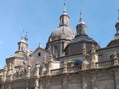 -皮拉尔圣母圣殿主教座堂