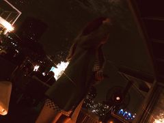 -The ROOF (通盈中心店)