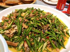 大盘肥肠鸡-易老头三样菜(南滨路总店)
