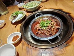 -大众跷脚牛肉馆·非遗传承单位(峨眉山店)
