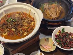-富正毅三下锅·湘西韵味(天门山索道店)
