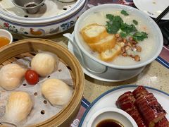 荔湾艇仔粥-点都德(北京路贰店)