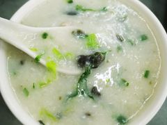 皮蛋瘦肉粥-穗银肠粉店(东川路店)