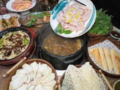 -蘑界·野生菌火锅(深业上城店)