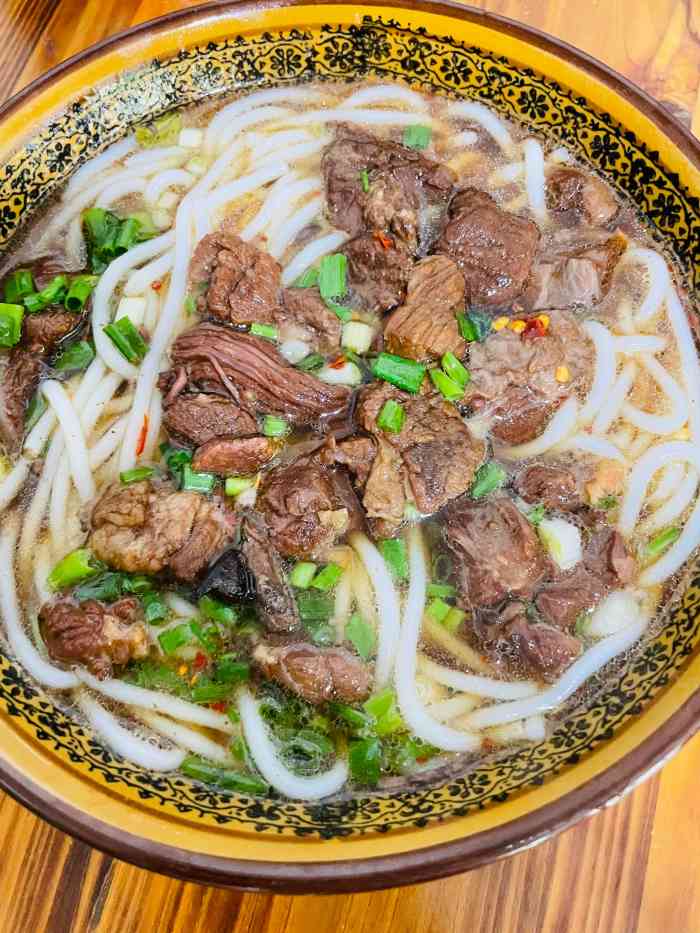 小俞铅山汤粉-"来玉山县参加婚礼,早上起床在大众点评网看..."-大众点