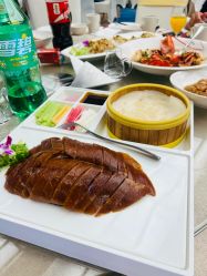 -中茵皇冠假日酒店·宴会厅