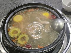 -野迹·石橄榄鸡·烧烤(新洲店)