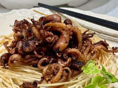 -品海楼·大连海胆锅贴馆(东港店)