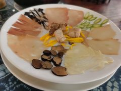-桥香园过桥米线(国贸店)