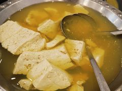 -石磨豆花家常菜·牦牛排土火锅