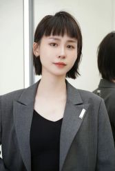 -苑苑发型设计