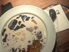 -RUXU入续糖水铺与包(卓悦中心店)
