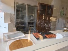 -VERIE BAKEHOUSE