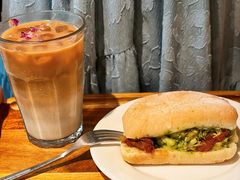 -Peet's 皮爷咖啡(东湖路手作店)