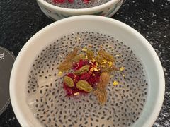 低卡奇亚籽冰冰粉-得意咚瓜·顺德鱼生·冬瓜火锅(深圳首店)