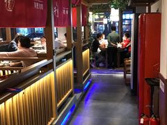 大堂-明洞阿姨·韩式酱蟹烤肉·创意料理(三元桥店)