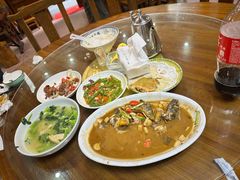 -芦茨金富饭庄·25年老字号·专做稻草鸡