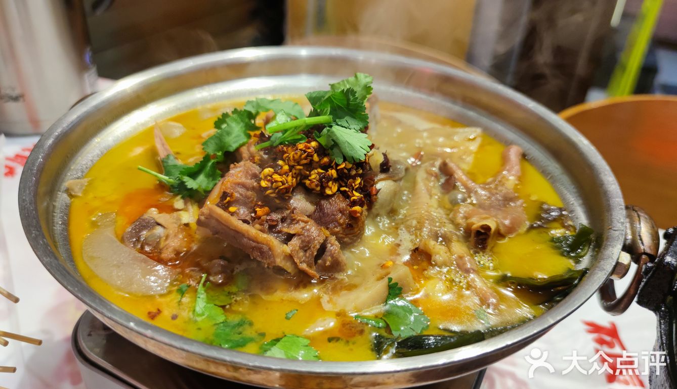 今天的美食探店之旅