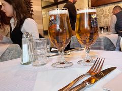 -ResTaurAnt S'ZWILLING Stuebel