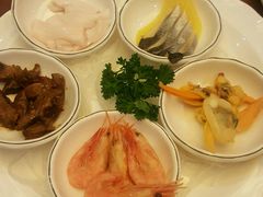 -青瓦餐厅·生鱼片·韩园烤肉(西塔店)