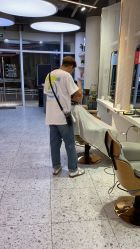 -PE SALON 