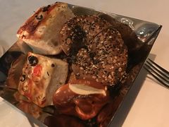 -龙虾酒吧扒房(宁波香格里拉店)