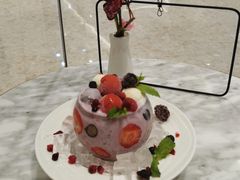 酱果美莓堂食奶昔冰淇淋-哈根达斯(济南万象城店)