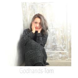 -God Hands发型设计复古会所