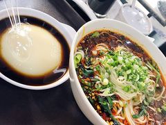 -秦云老太婆摊摊面(磁器口店)