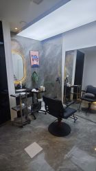 -蓝调造型·烫发·染发