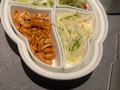 -左庭右院鲜牛肉火锅黑金店(陆家嘴中心店)