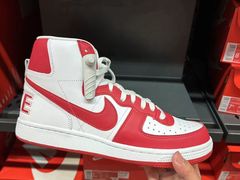 -首创奥特莱斯(西安店)